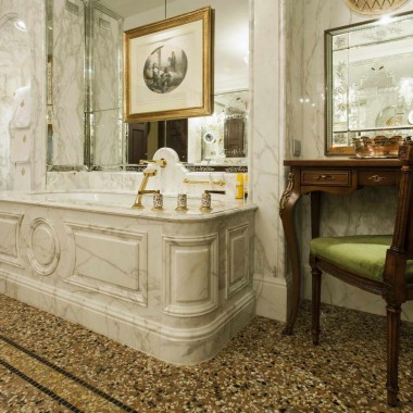 top bagno lavandino in marmo calacatta 3