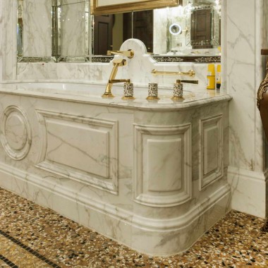 top bagno lavandino in marmo calacatta 4