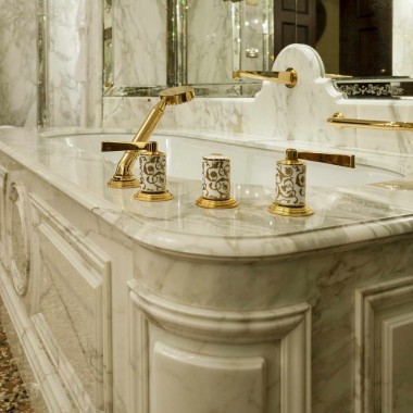 top bagno lavandino in marmo calacatta 5